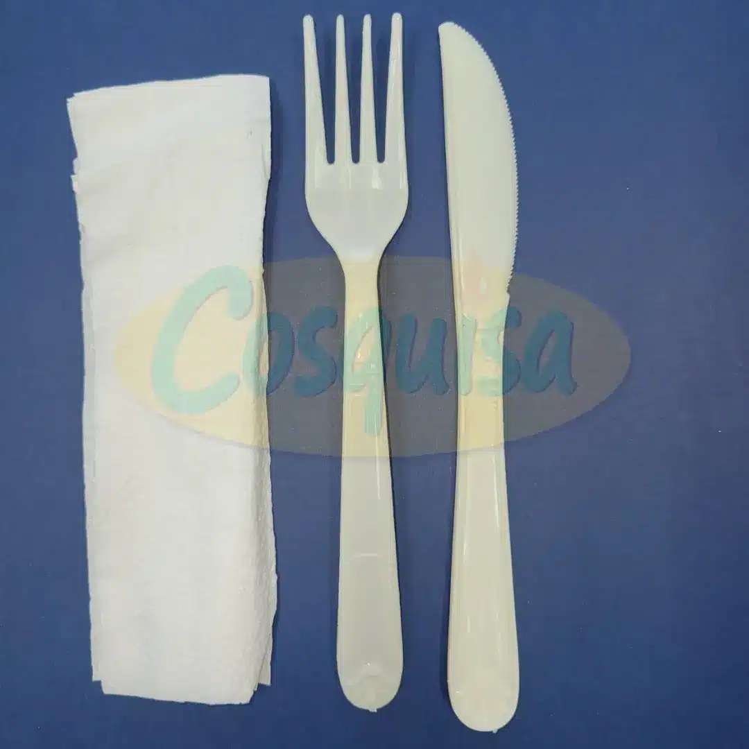 Kit tenedor cuchillo servilleta grande negro